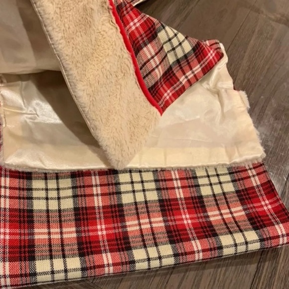 Tartan Plaid Table Runner - Picture 8 of 8